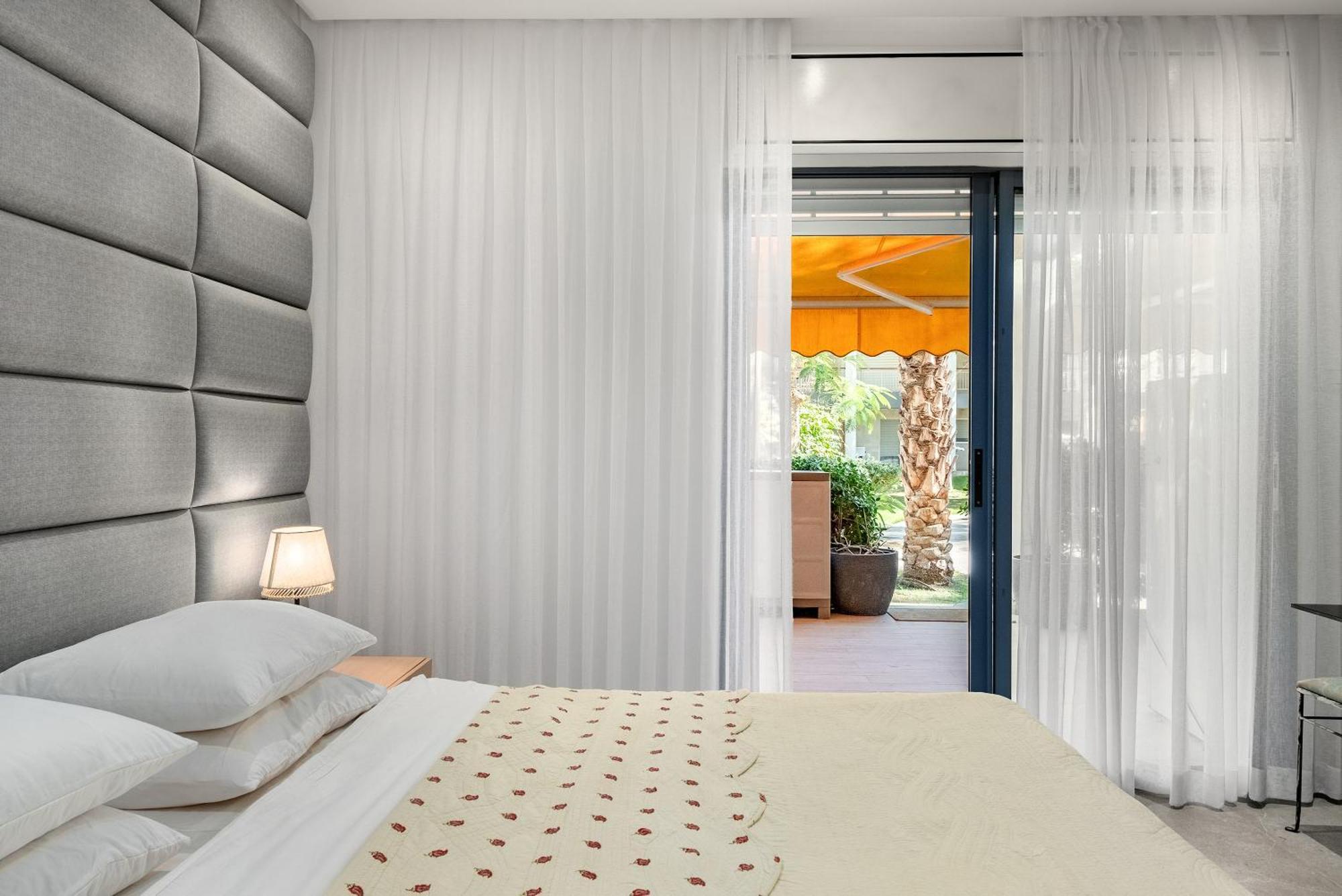 Royal Park Apartments Resort By Sea N Rent Эйлат Экстерьер фото