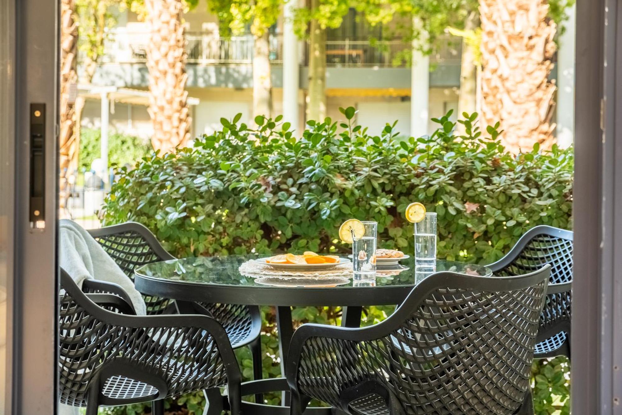 Royal Park Apartments Resort By Sea N Rent Эйлат Экстерьер фото